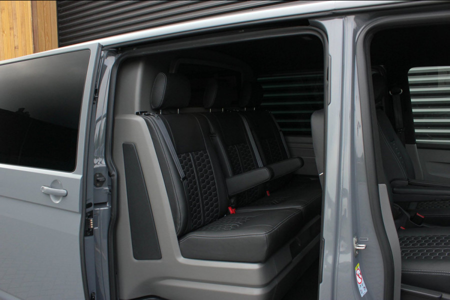 Volkswagen Transporter 2.0 TDI L2H1 BULLI 204PK DC DUBBEL CABINE / ALCANTARE HEMEL / FULL OPTIONS / LEDER / FULL BLACK / APPLE