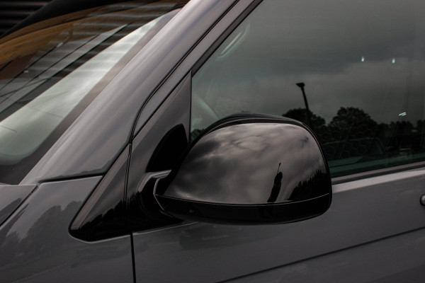 Volkswagen Transporter 2.0 TDI L2H1 BULLI 204PK DC DUBBEL CABINE / ALCANTARE HEMEL / FULL OPTIONS / LEDER / FULL BLACK / APPLE