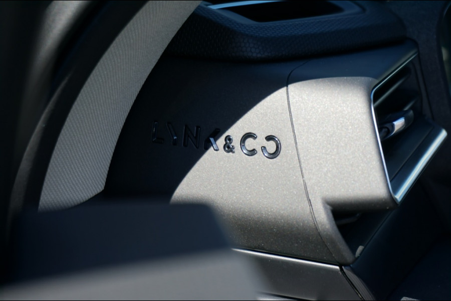 Lynk & Co 01 262PK PHEV automaat | PANO | 360° CAMERA | 2023 | INFINITY