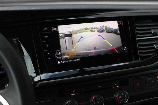 Volkswagen Transporter 2.0 TDI L2H1 150PK JB- EDITION DSG / PDC / VERLAGINGSVEREN / LEDEREN BEKLEDING / FULL / APPLE CARPLAY /NAVI