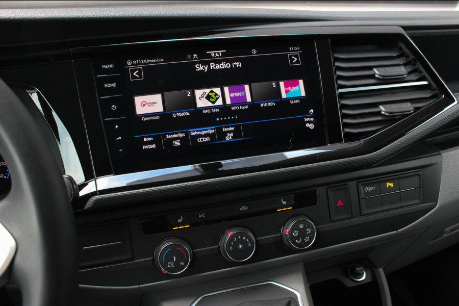 Volkswagen Transporter 2.0 TDI L2H1 150PK JB- EDITION DSG / PDC / VERLAGINGSVEREN / LEDEREN BEKLEDING / FULL / APPLE CARPLAY /NAVI