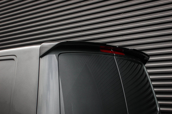 Volkswagen Transporter 2.0 TDI L2H1 150PK JB- EDITION DSG / PDC / VERLAGINGSVEREN / LEDEREN BEKLEDING / FULL / APPLE CARPLAY /NAVI