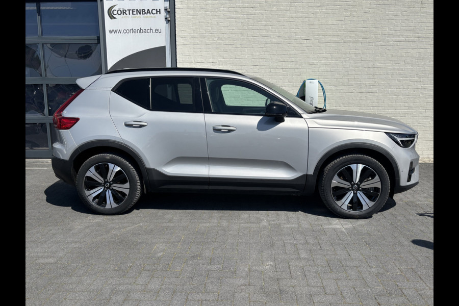 Volvo XC40 Recharge Ultimate 70 kWh | Zwenkbare trekhaak | Panorama dak | Adaptieve cruise | Harman Kardon | Memory |