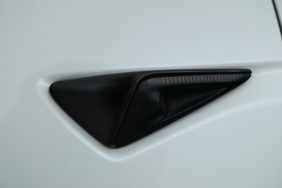 Tesla Model Y Long Range AWD 75 kWh Ruim 500Pk, Panorama, Climate,