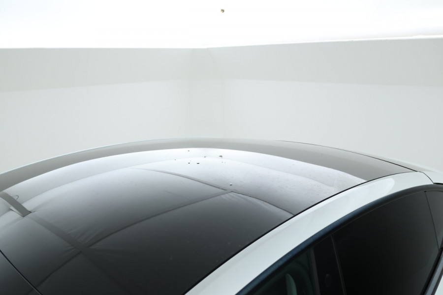 Tesla Model Y Long Range AWD 75 kWh Ruim 500Pk, Panorama, Climate,