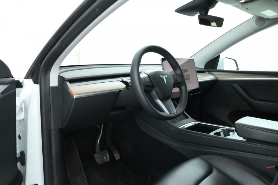 Tesla Model Y Long Range AWD 75 kWh Ruim 500Pk, Panorama, Climate,