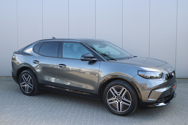 Ford Capri Premium Extended Range AWD 79 kWh Pano-dak/Adaptive-cruise/360camera/Stoelverwaming