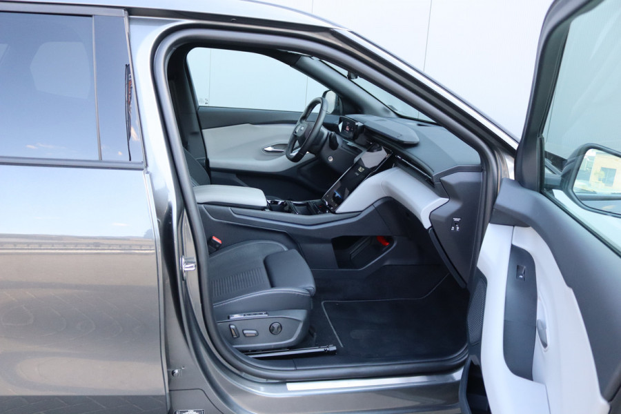 Ford Capri Premium Extended Range AWD 79 kWh Pano-dak/Adaptive-cruise/360camera/Stoelverwaming