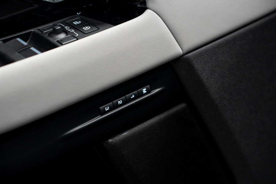 Land Rover Range Rover Evoque 1.5 P270e PHEV AWD Dynamic SE *Panorama / Meridian / Memory / Surround-view / Keyless*