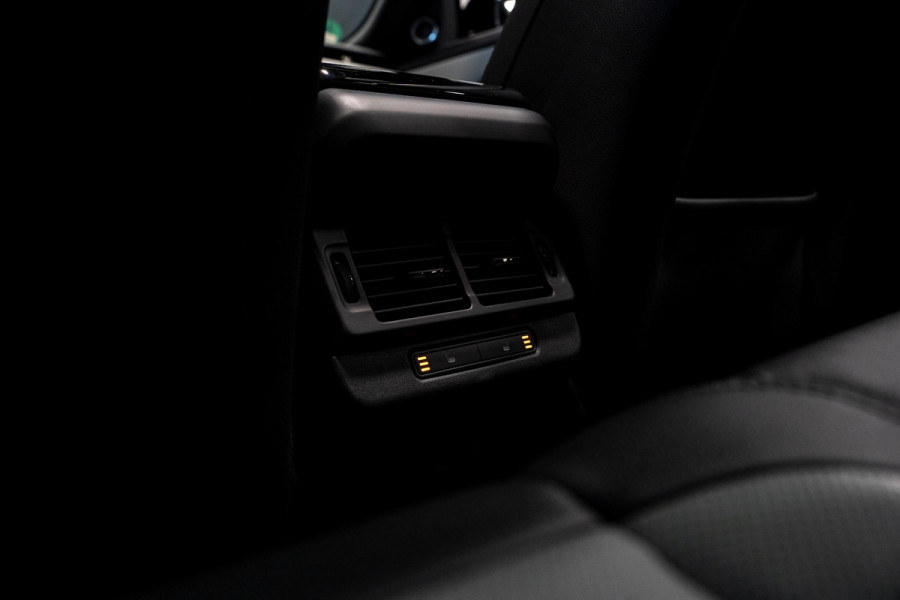 Land Rover Range Rover Evoque 1.5 P270e PHEV AWD Dynamic SE *Panorama / Meridian / Memory / Surround-view / Keyless*