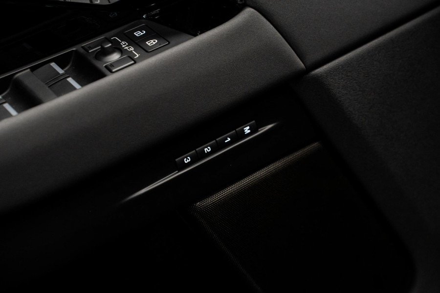 Land Rover Range Rover Evoque 1.5 P270e PHEV AWD Dynamic SE *Panorama / Meridian / Memory / Surround-view / Keyless*