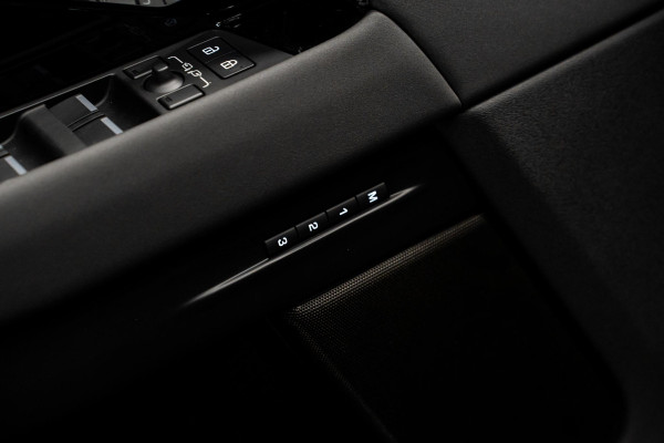 Land Rover Range Rover Evoque 1.5 P270e PHEV AWD Dynamic SE *Panorama / Meridian / Memory / Surround-view / Keyless*