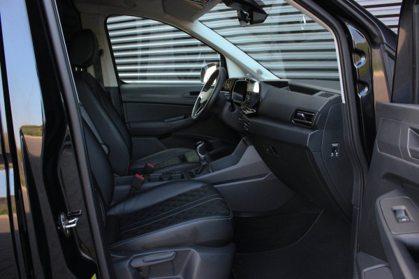 Volkswagen Caddy Cargo 2.0 TDI 199PK JB-EDITION / MAXTRON / SIDE- BARS / VERLAGING / ELEK- PAKKET / PDC / CAMERA / BLACK OPS