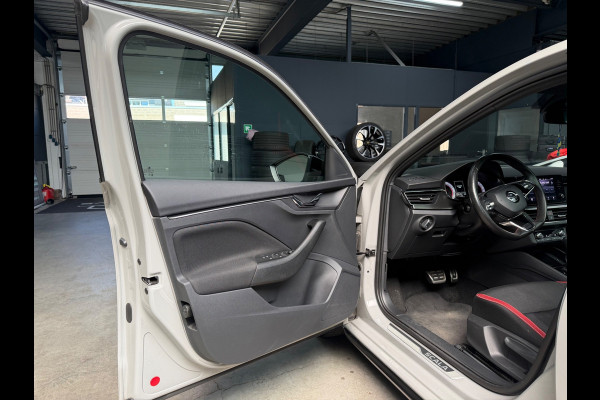 Škoda SCALA 1.5 TSI Business Edition MONTE CARLO|ACC|CRYSTAL LIGHTING|GLAZEN DAK|PDC|