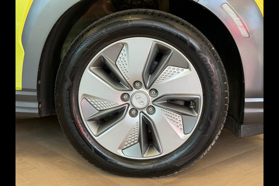 Hyundai Kona EV Fashion 39 kWh SoH 100% NAVI CAMERA LED CRUISE CLIMATE CONTROL