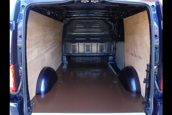 Mercedes-Benz Vito 114 CDI Lang Camera/Trekhaak/PDC/LEER