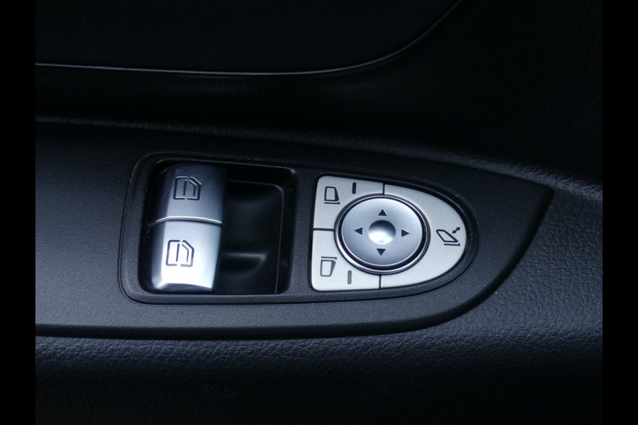 Mercedes-Benz Vito 114 CDI Lang Camera/Trekhaak/PDC/LEER