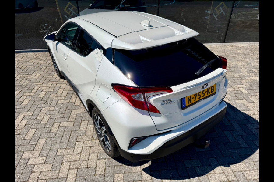 Toyota C-HR 1.8 Hybrid Business Intro, KeyLess, Camera, Trekhaak