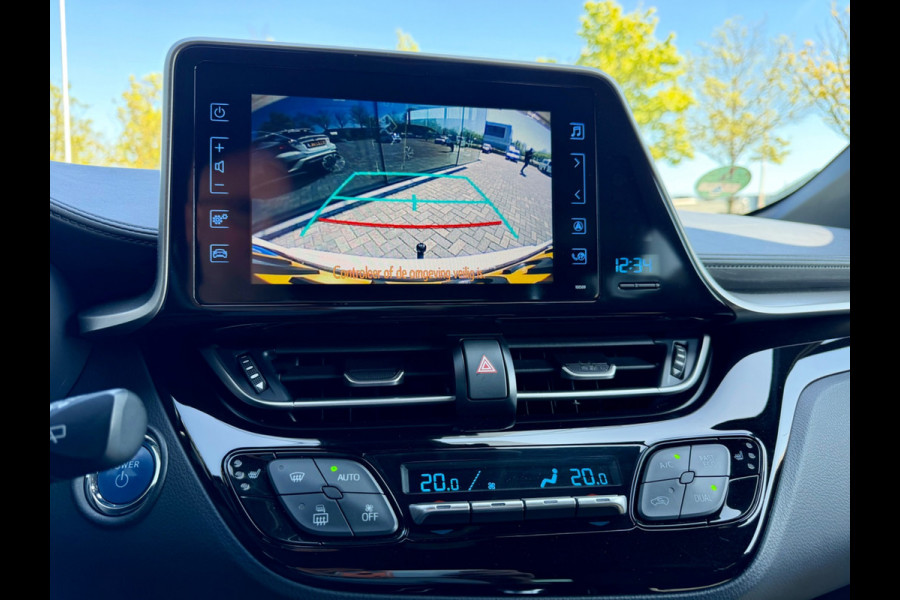 Toyota C-HR 1.8 Hybrid Business Intro, KeyLess, Camera, Trekhaak