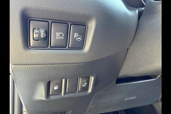Toyota C-HR 1.8 Hybrid Business Intro, KeyLess, Camera, Trekhaak