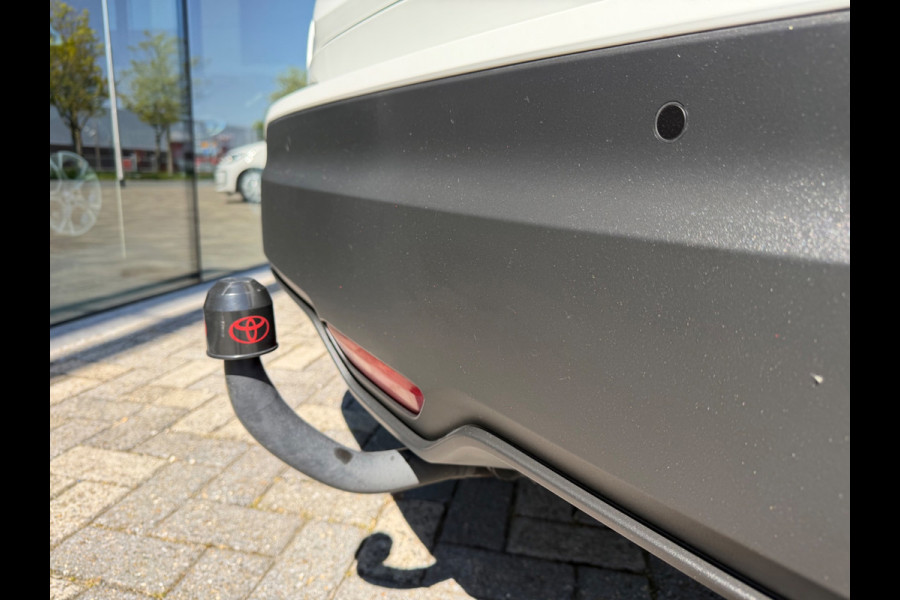 Toyota C-HR 1.8 Hybrid Business Intro, KeyLess, Camera, Trekhaak