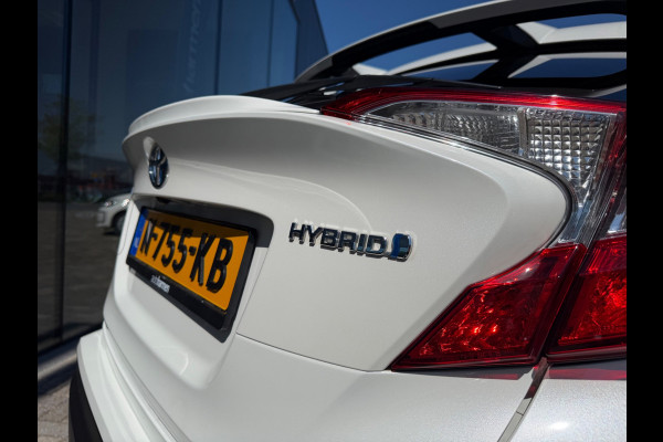 Toyota C-HR 1.8 Hybrid Business Intro, KeyLess, Camera, Trekhaak