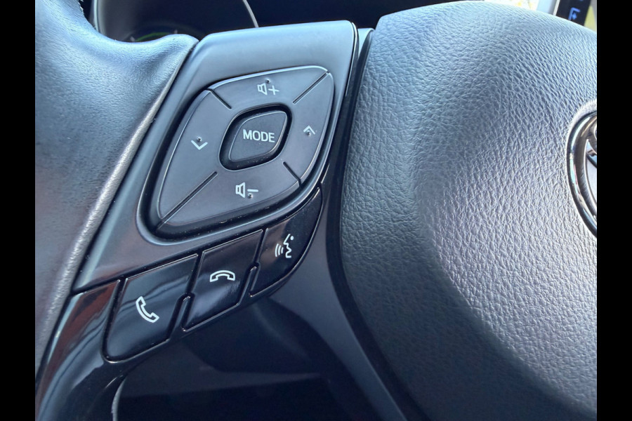 Toyota C-HR 1.8 Hybrid Business Intro, KeyLess, Camera, Trekhaak