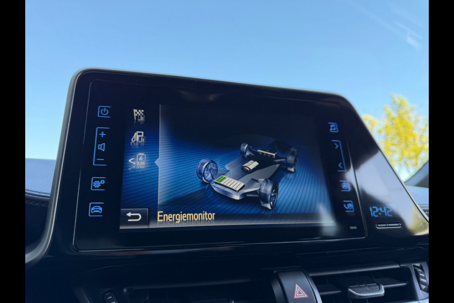 Toyota C-HR 1.8 Hybrid Business Intro, KeyLess, Camera, Trekhaak