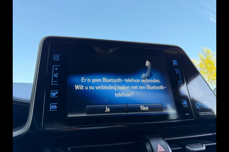 Toyota C-HR 1.8 Hybrid Business Intro, KeyLess, Camera, Trekhaak