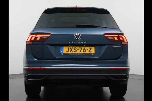 Volkswagen Tiguan 1.4 TSI eHybrid PHEV DIRECT LEVERBAAR | RECENT ONDERHOUD UITGEVOERD | 360 CAMERA ZICHT | STOEL- EN STUURWIELVERWARMING | PANORAMADAK | INCLUSIEF 12 MAANDEN BOVAG-GARANTIE