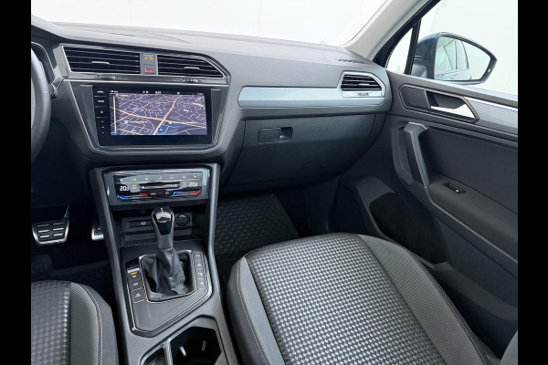 Volkswagen Tiguan 1.4 TSI eHybrid PHEV DIRECT LEVERBAAR | RECENT ONDERHOUD UITGEVOERD | 360 CAMERA ZICHT | STOEL- EN STUURWIELVERWARMING | PANORAMADAK | INCLUSIEF 12 MAANDEN BOVAG-GARANTIE