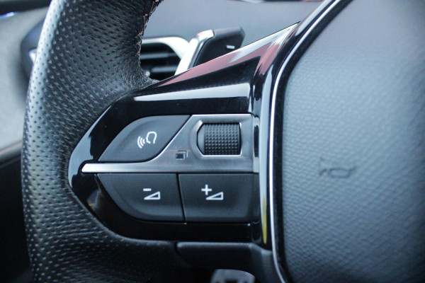 Peugeot 5008 1.6 180PK AUTOMAAT GT | PANORAMA SCHUIF/KANTEL DAK | FOCAL AUDIO SYSTEM | 7-PERSOONS! | NAVIGATIE | APPLE CARPLAY/ANDROID AUTO | ADAPTIVE CRUISE CONTROL | BLACK PACK | FULL LED KOPLAMPEN | DAB+ RADIO | DODEHOEK DETECTIE | 19" LICHTMETALEN VELGEN |