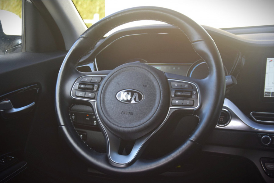 Kia e-Niro DynamicPlusLine 39 kWh SOH 100%/OPENDAK/STOELVERWARMING/CAMERA