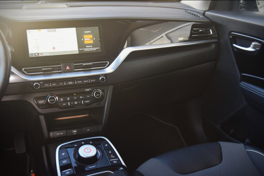 Kia e-Niro DynamicPlusLine 39 kWh SOH 100%/OPENDAK/STOELVERWARMING/CAMERA