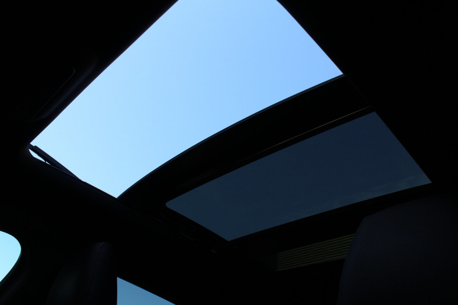 Ford Kuga 2.5 PHEV ST-Line X | Origin NL | Trekhaak | Panoramadak | Styling Pack | B&O | Winterpack