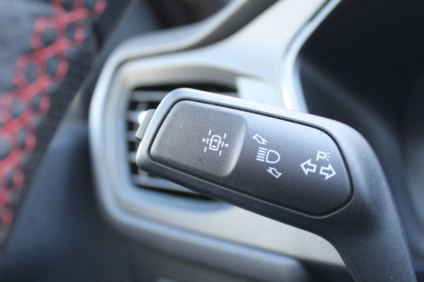 Ford Kuga 2.5 PHEV ST-Line X | Origin NL | Trekhaak | Panoramadak | Styling Pack | B&O | Winterpack