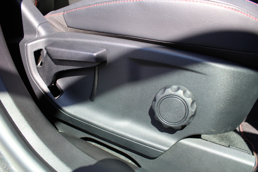 Ford Kuga 2.5 PHEV ST-Line X | Origin NL | Trekhaak | Panoramadak | Styling Pack | B&O | Winterpack