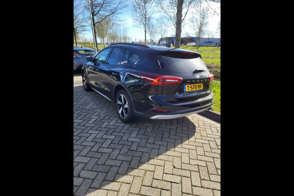 Ford FOCUS Wagon 1.0 EcoBoost Hybrid Active X 155pk | Winterpack | Driver Assistance Pack | Wegklapbare Trekhaak | Elek. Achterklep