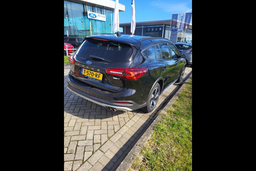 Ford FOCUS Wagon 1.0 EcoBoost Hybrid Active X 155pk | Winterpack | Driver Assistance Pack | Wegklapbare Trekhaak | Elek. Achterklep