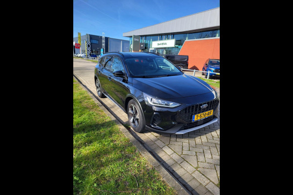 Ford FOCUS Wagon 1.0 EcoBoost Hybrid Active X 155pk | Winterpack | Driver Assistance Pack | Wegklapbare Trekhaak | Elek. Achterklep