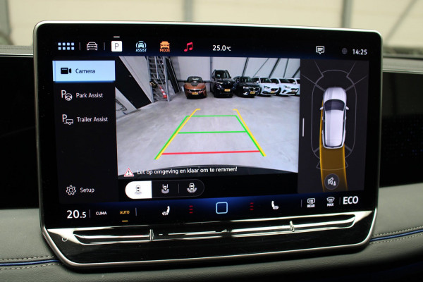 Volkswagen Tiguan 1.5 eHybrid R-Line Camera/Trekhaak/Black pakket/R-line Prijs is rijklaar