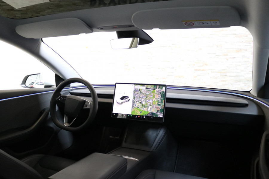 Tesla Model 3 RWD 60 kWh | RWD PREMIUM | AUTOPILOT | STOELVENTILATIE | STOELVERW. V + A | NL AUTO |