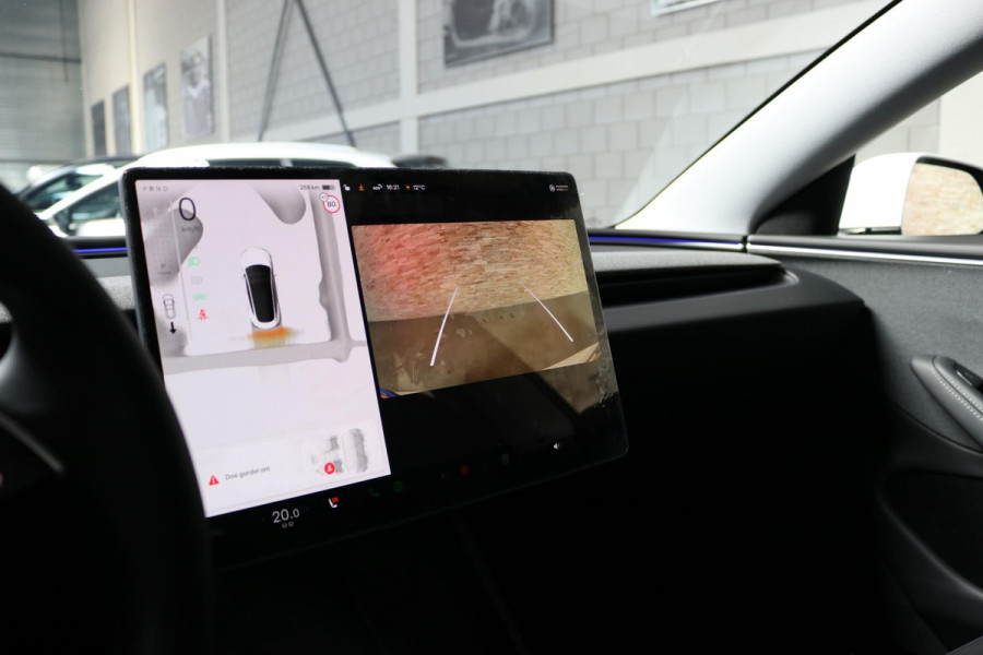 Tesla Model 3 RWD 60 kWh | RWD PREMIUM | AUTOPILOT | STOELVENTILATIE | STOELVERW. V + A | NL AUTO |