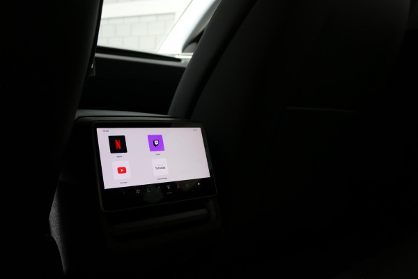 Tesla Model 3 RWD 60 kWh | RWD PREMIUM | AUTOPILOT | STOELVENTILATIE | STOELVERW. V + A | NL AUTO |