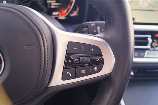 BMW 3 Serie Touring 318i High Executive Edition -LEER-CAM-NAVI-