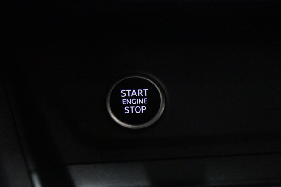 Audi Q3 Sportback 45 TFSI e S-Line PANO/SFEER/CAM/ACC/LANEASSIT/LEER/VOL