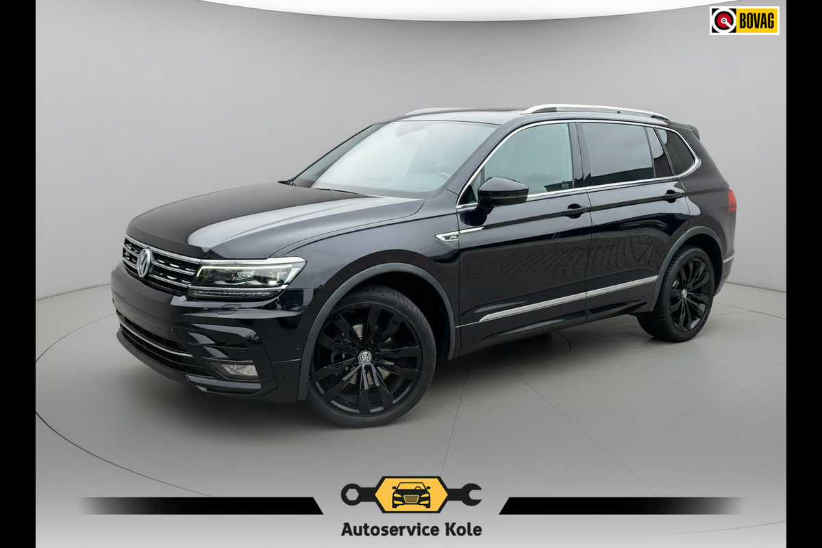 Volkswagen Tiguan Allspace 1.5 TSI R-Line * Trekhaak * Camera * Virtual Cockpit * Stoelverwarming *