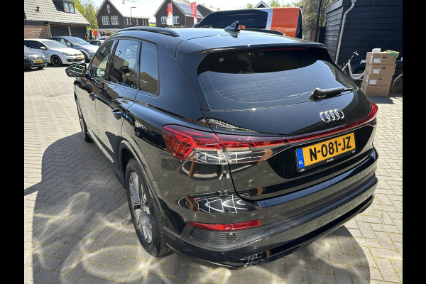 Audi Q4 e-tron 40 Launch edition Advanced Plus 77 kWh | Panoramadak | Sonos | Black optic pakket | NL-Auto |