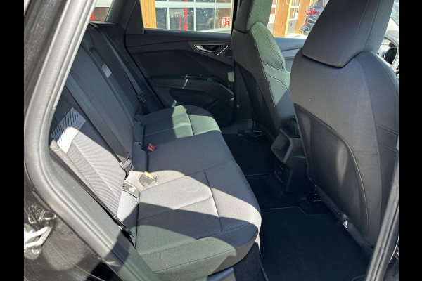 Audi Q4 e-tron 40 Launch edition Advanced Plus 77 kWh | Panoramadak | Sonos | Black optic pakket | NL-Auto |