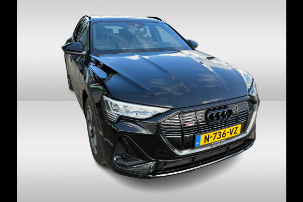 Audi e-tron Sportback 50 quattro S edition 71 kWh / SOH 93% / Panoramadak / Camera / Head-up / B&O / 20'' / Luchtvering / Keyless / CarPlay / Matrix LED / Stoelverwarming / DAB / ACC